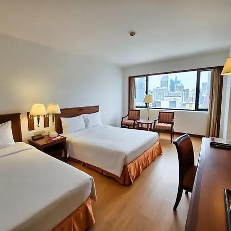 Ramada By Wyndham D Ma Bangkok Hotel