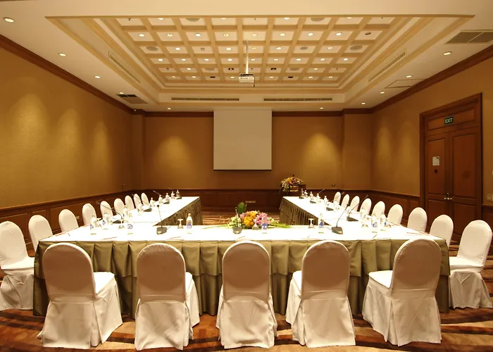 Ramada By Wyndham D Ma Hotel Bangkok